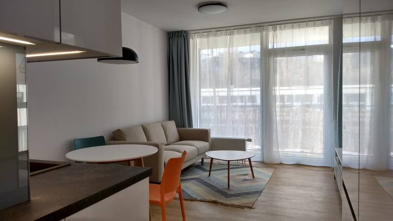 Affitto Appartamento con 2 stanze, Appartamento con 2 stanze, Sliačska