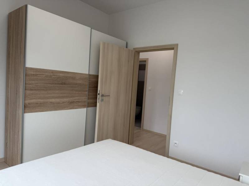 Affitto Appartamento con 2 stanze, Appartamento con 2 stanze, Trnava, 