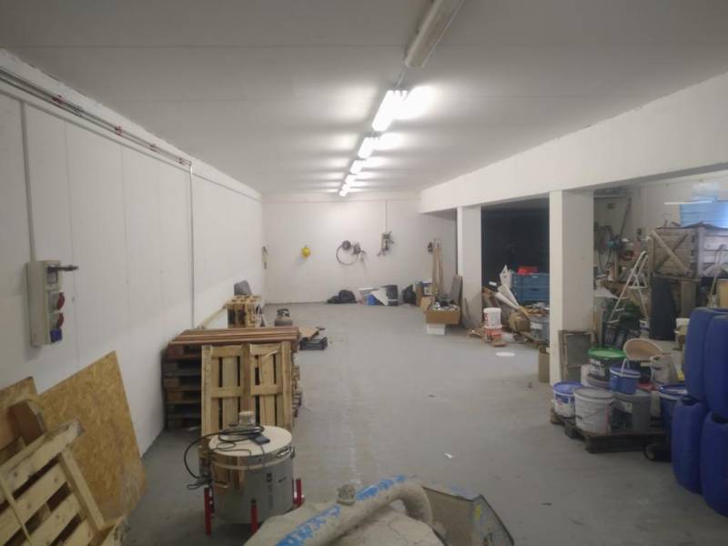 Affitto Magazzini e capannoni, Magazzini e capannoni, Poľná, Senec, Sl