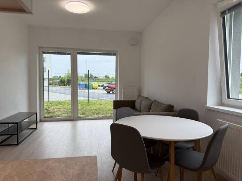 Affitto Appartamento con 2 stanze, Appartamento con 2 stanze, Trnava, 
