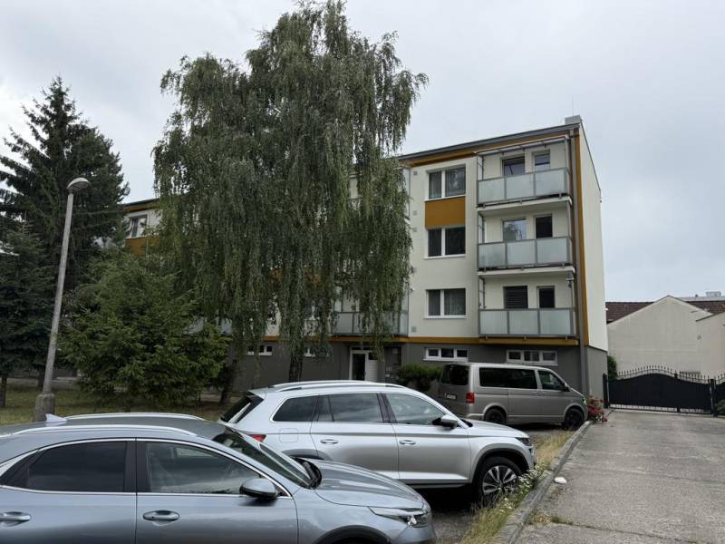Affitto Appartamento con 2 stanze, Appartamento con 2 stanze, Moyzesov