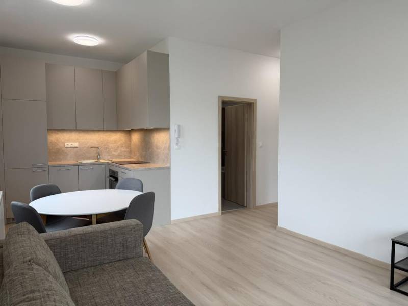 Vendita Appartamento con 3 stanze, Appartamento con 3 stanze, Trnava, 