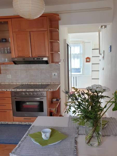 Affitto Appartamento con 2 stanze, Appartamento con 2 stanze, Mestská,