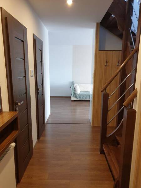 Vendita Appartamento con 4 stanze, Appartamento con 4 stanze, Pekníkov