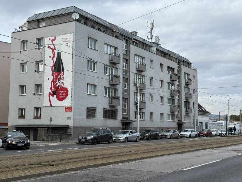 Vendita Appartamento con 3 stanze, Appartamento con 3 stanze, Vajnorsk