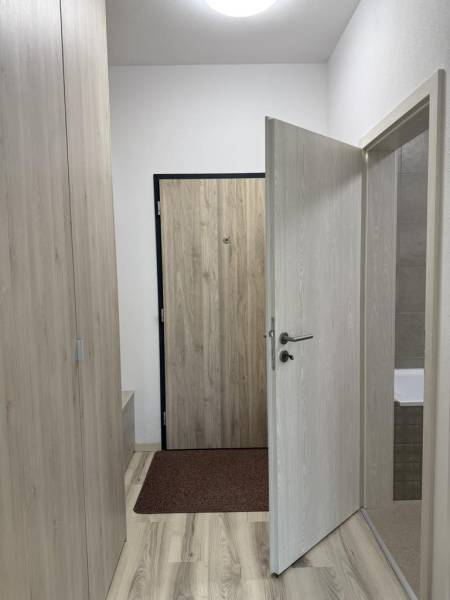 Affitto Appartamento con 2 stanze, Appartamento con 2 stanze, Hlavná, 