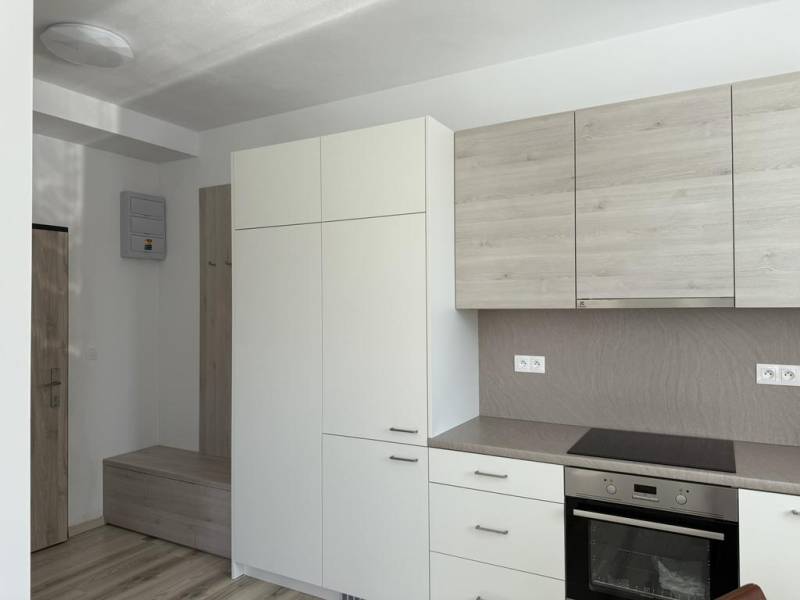 Affitto Appartamento con 2 stanze, Appartamento con 2 stanze, Hlavná, 