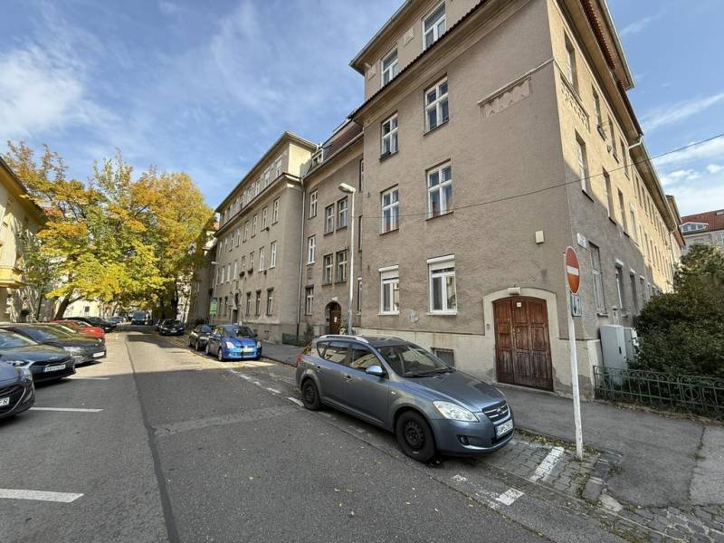 Affitto Appartamento con 2 stanze, Appartamento con 2 stanze, Mestská,