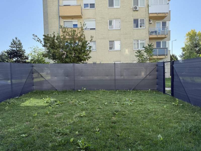 Affitto Appartamento con 3 stanze, Appartamento con 3 stanze, Trnava, 