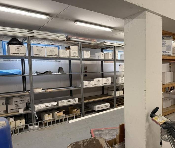 Affitto Magazzini e capannoni, Magazzini e capannoni, Poľná, Senec, Sl