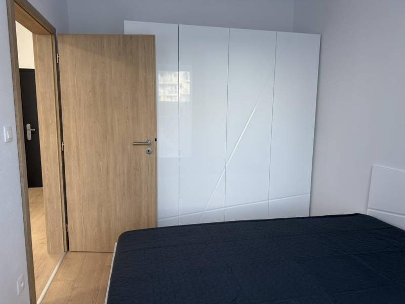 Affitto Appartamento con 2 stanze, Appartamento con 2 stanze, Trnava, 