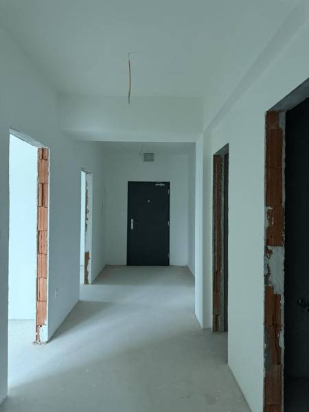 Vendita Appartamento con 3 stanze, Appartamento con 3 stanze, Rybničná