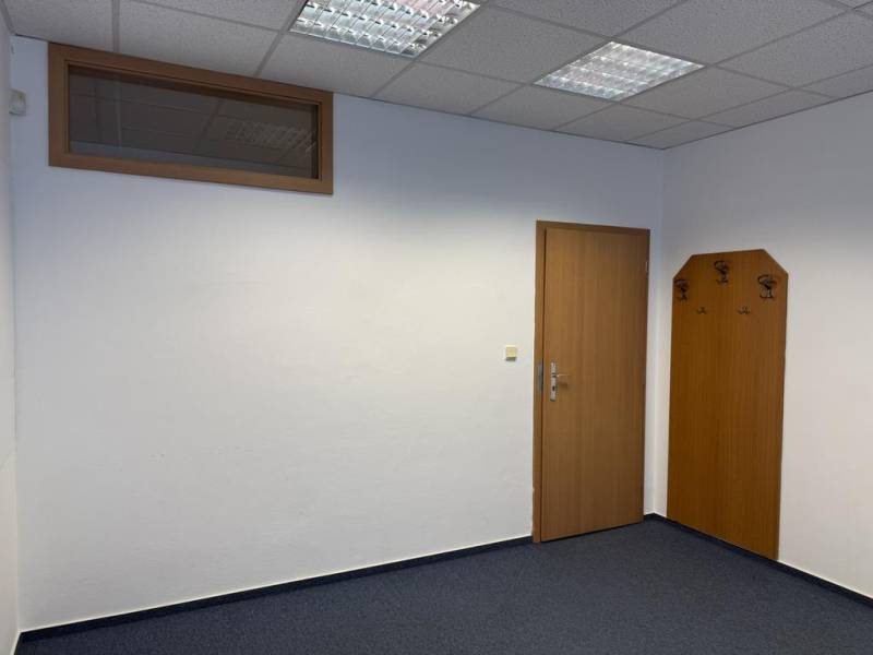 Affitto Uffici, Uffici, Nádražná, Senec, Slovakia