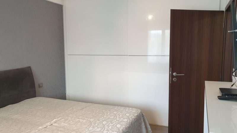 Affitto Appartamento con 3 stanze, Appartamento con 3 stanze, Ďatelino