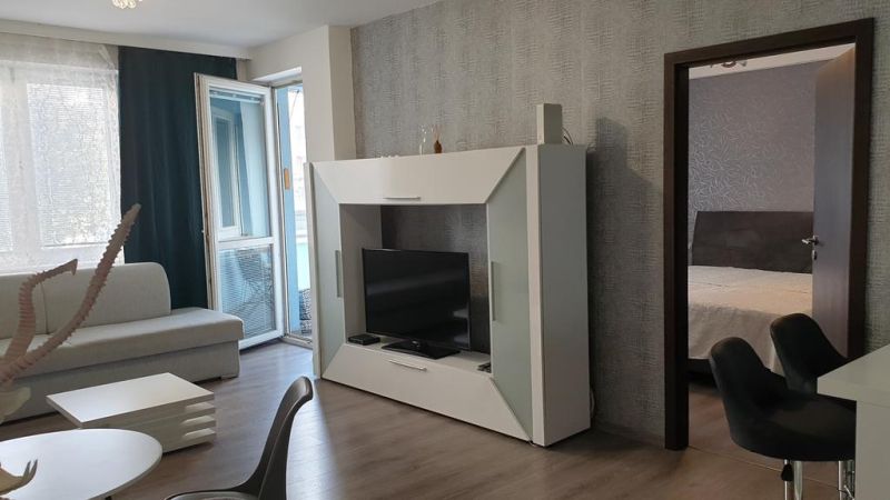 Affitto Appartamento con 3 stanze, Appartamento con 3 stanze, Ďatelino