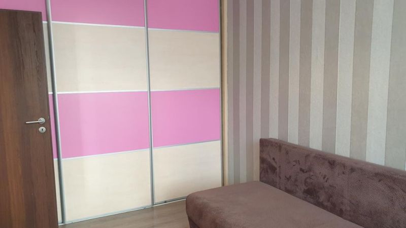 Affitto Appartamento con 3 stanze, Appartamento con 3 stanze, Ďatelino